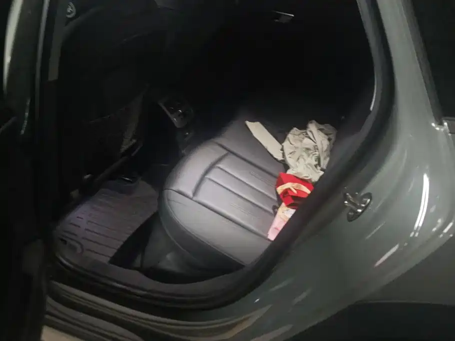 Audi A4 (Import) — миниатюра 11