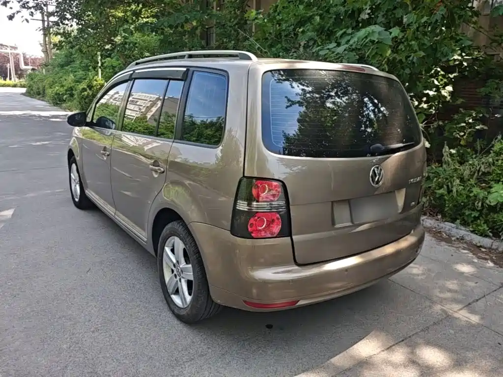 Volkswagen Touran — миниатюра 5