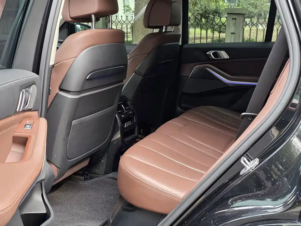 BMW X5 (Import) — миниатюра 6