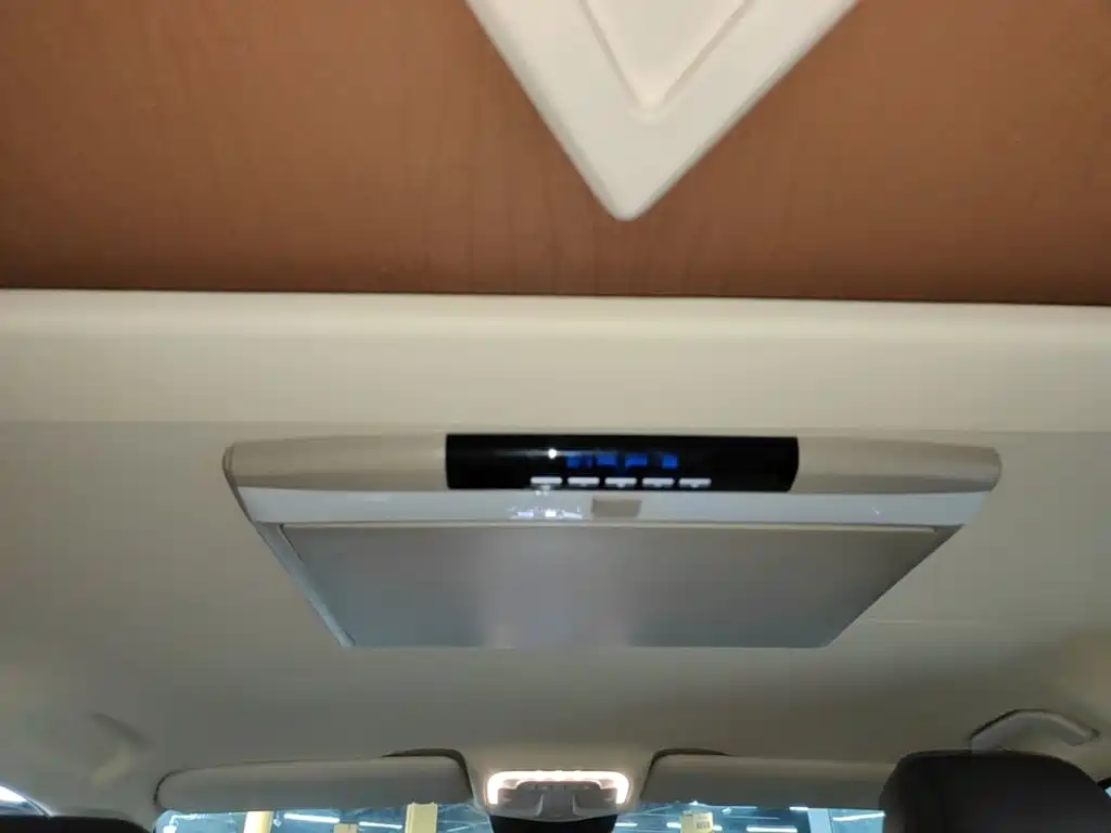 Mercedes-Benz Vito — миниатюра 18