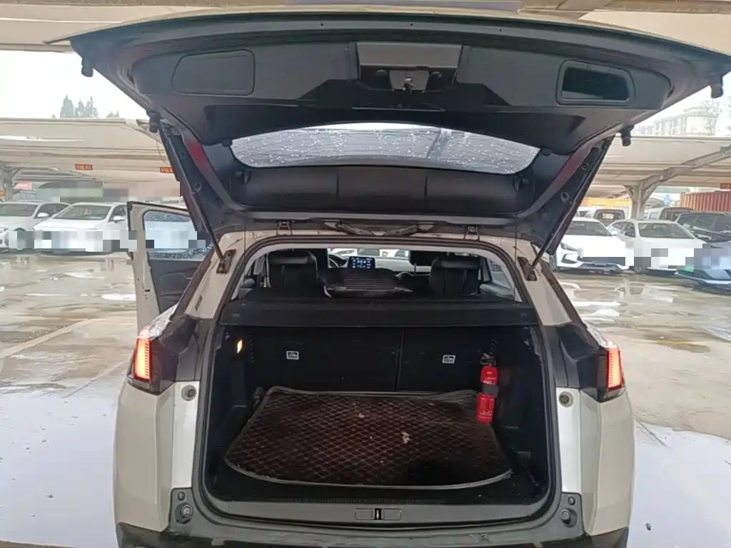 Peugeot 4008 — миниатюра 19