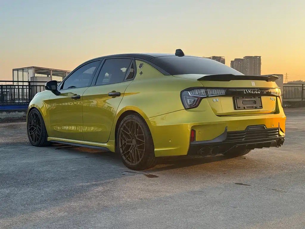 Lynk & Co 03 — миниатюра 6