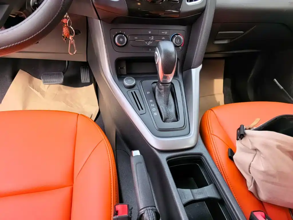 Ford Focus — миниатюра 14