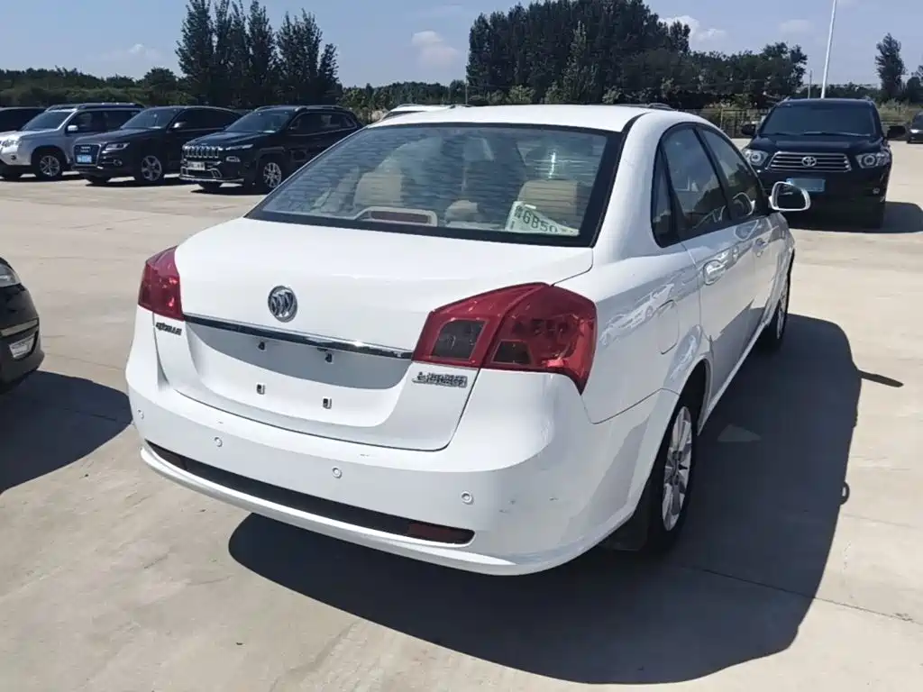 Buick Excelle — миниатюра 7