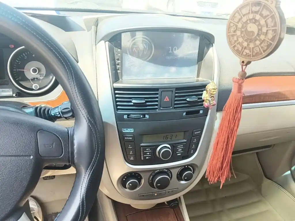 Buick Excelle — миниатюра 13