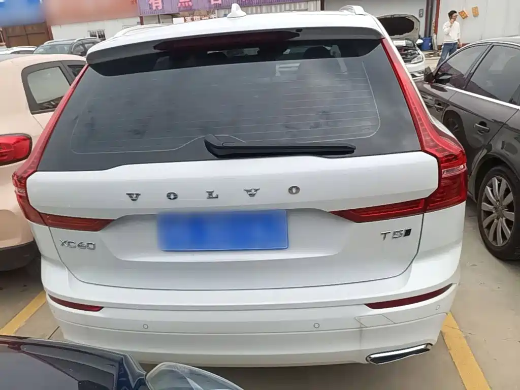 Volvo XC60 — миниатюра 6