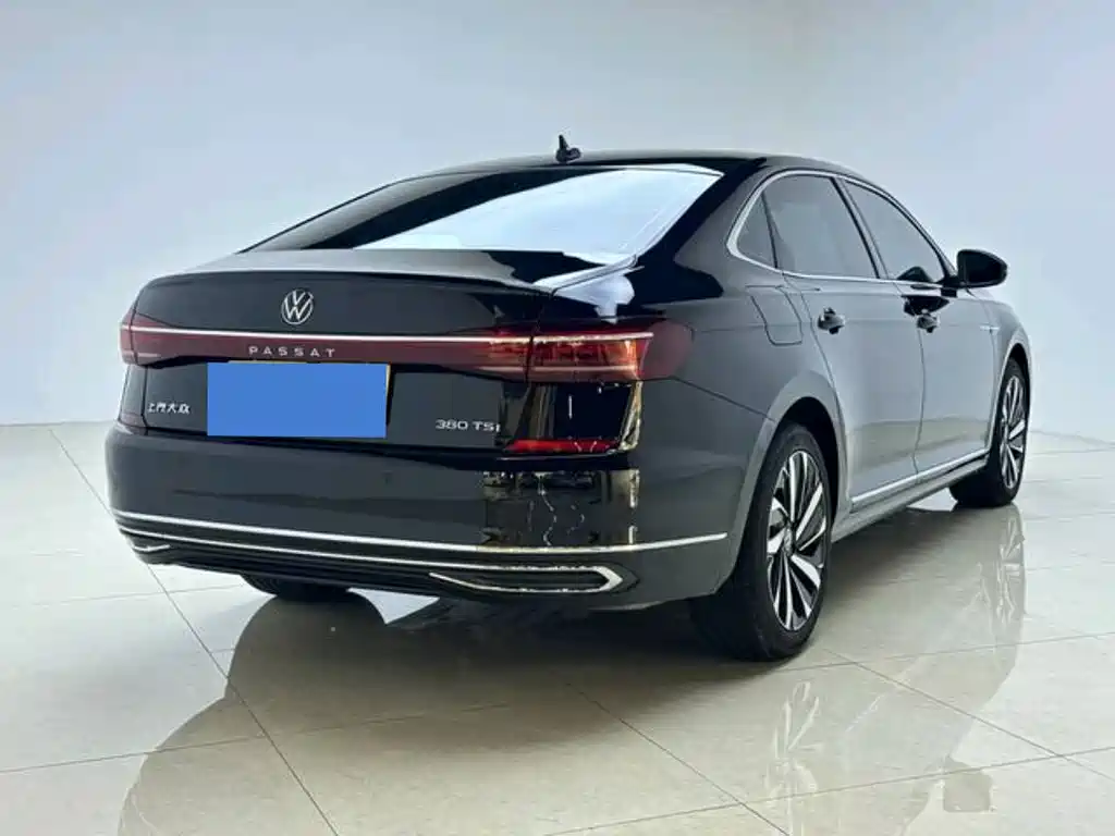 Volkswagen Passat — миниатюра 7