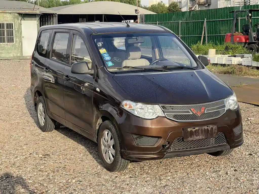 Wuling Hongguang — миниатюра 3