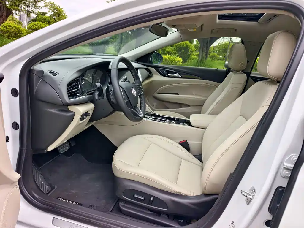 Buick Regal — миниатюра 4