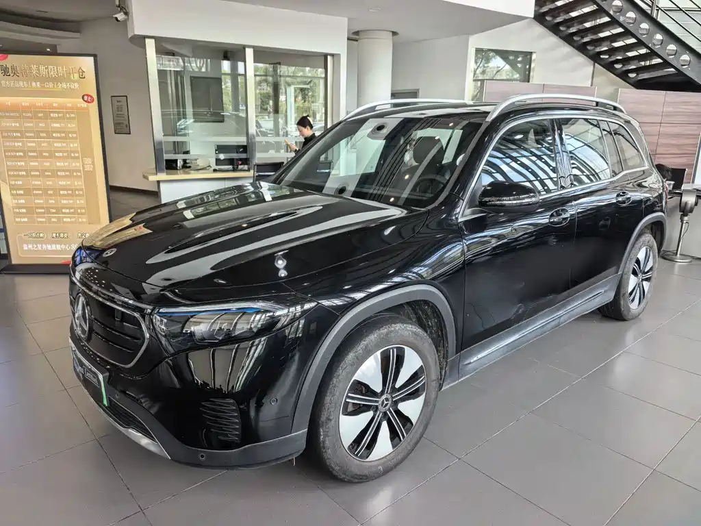 Mercedes-Benz EQB — миниатюра 2