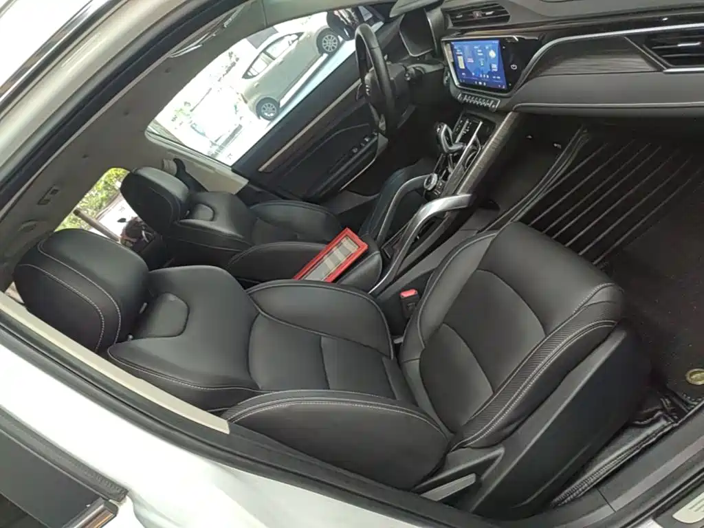 Geely Boyue — миниатюра 25