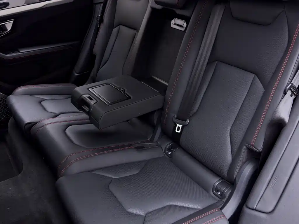 Lamborghini Urus — миниатюра 31