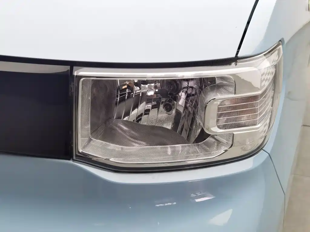 Wuling MINIEV — миниатюра 7