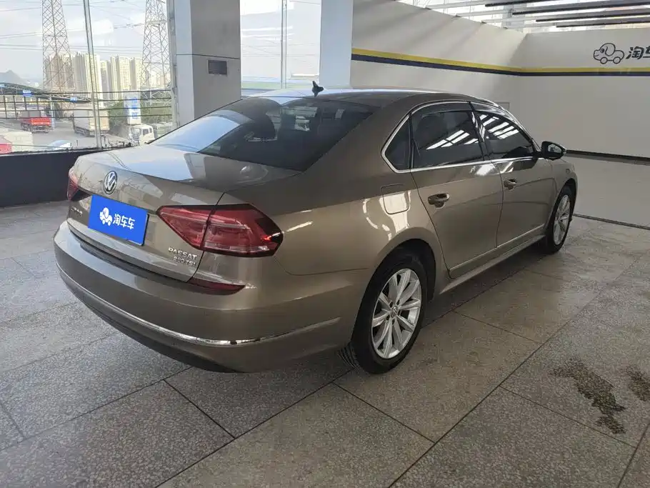 Volkswagen Passat — миниатюра 3