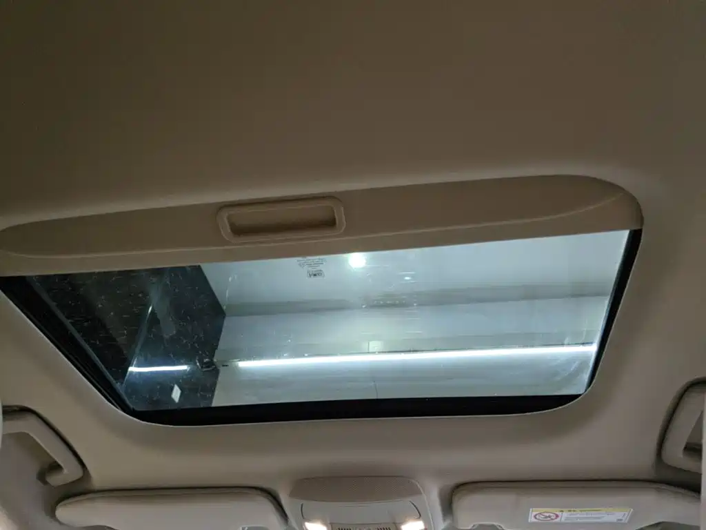 Lincoln MKZ — миниатюра 18
