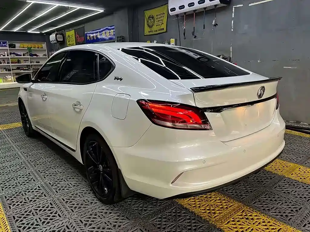 MG MG6 — миниатюра 8