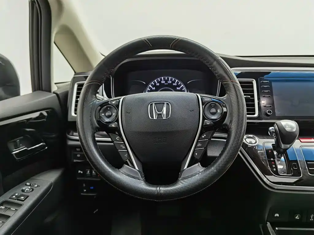 Honda Elysion — миниатюра 11