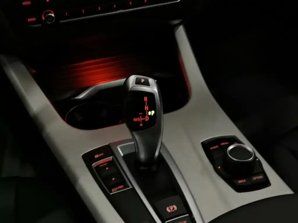 BMW X3 (Import) — миниатюра 13