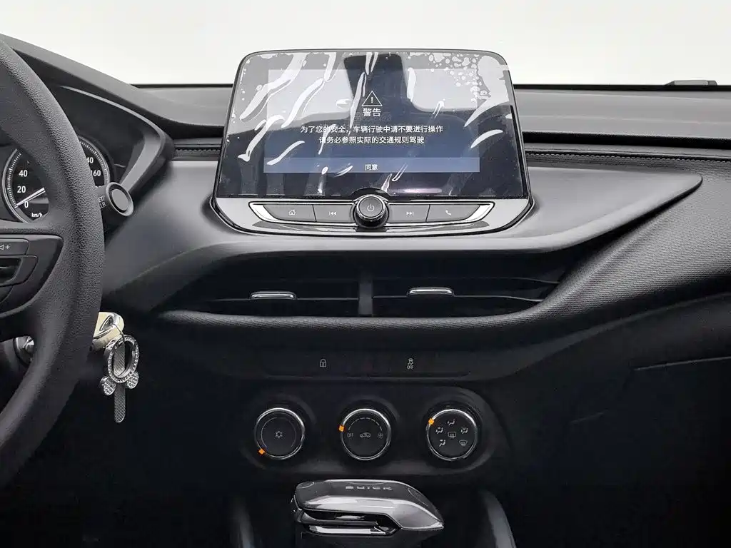 Buick Verano — миниатюра 12