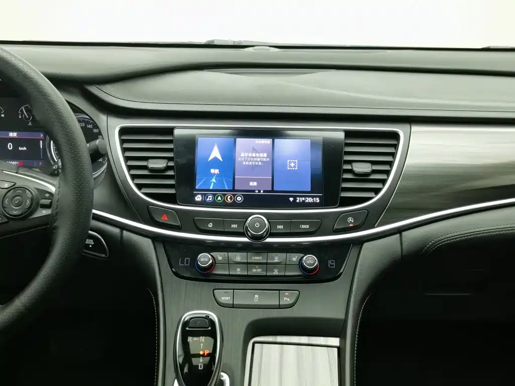 Buick LaCrosse — миниатюра 12