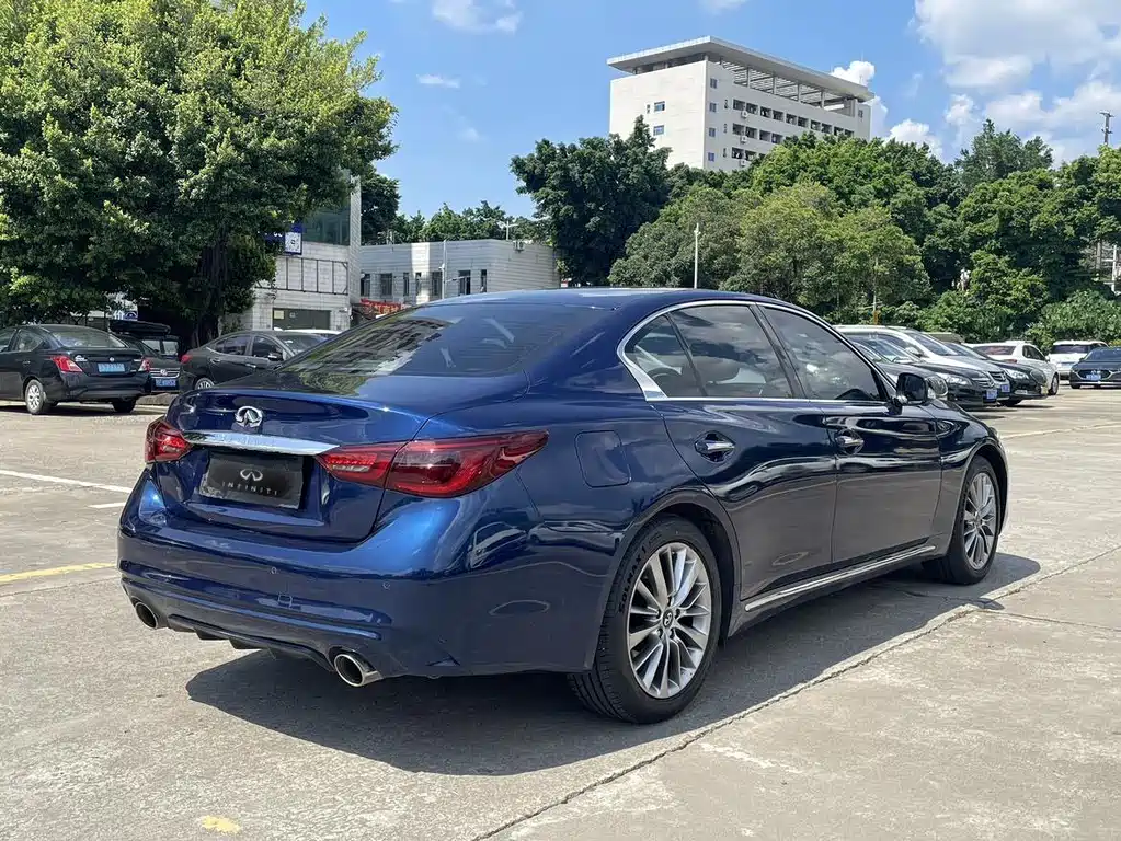 Infiniti Q50L — миниатюра 4
