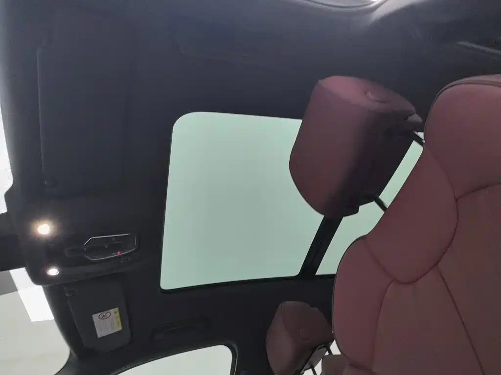 Audi Q5L — миниатюра 14