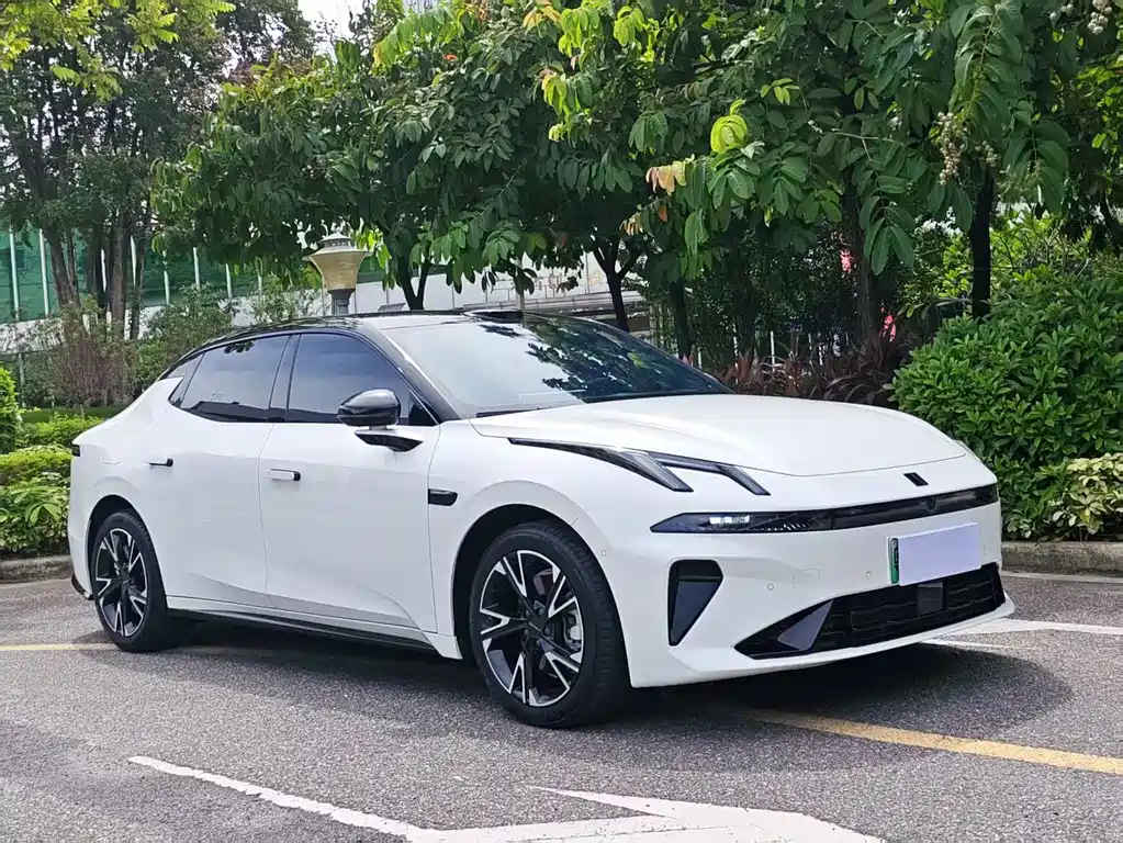 Lynk & Co 07 EM-P — миниатюра 3