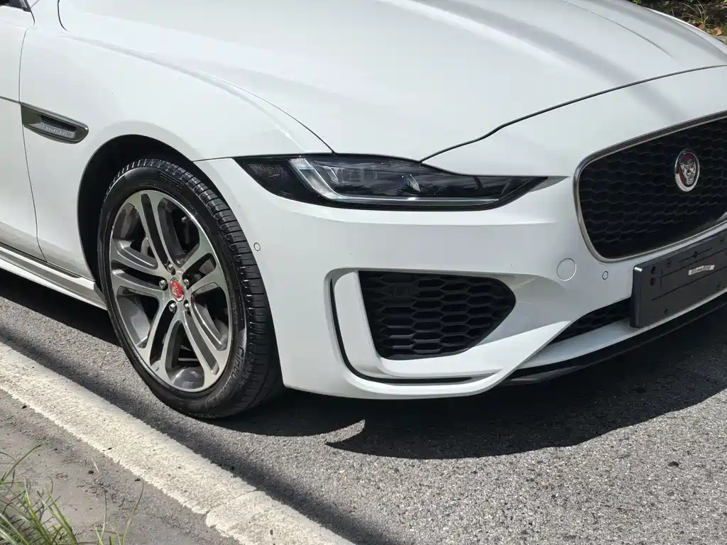 Jaguar XEL — миниатюра 16