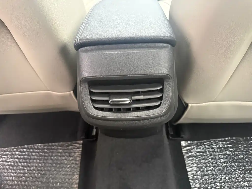 Buick Excelle — миниатюра 8