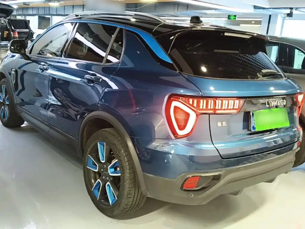 Lynk & Co 01 — миниатюра 5