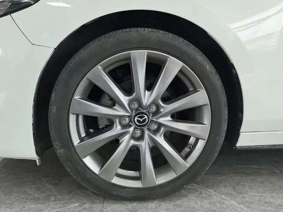 Mazda 3 Axela — миниатюра 6