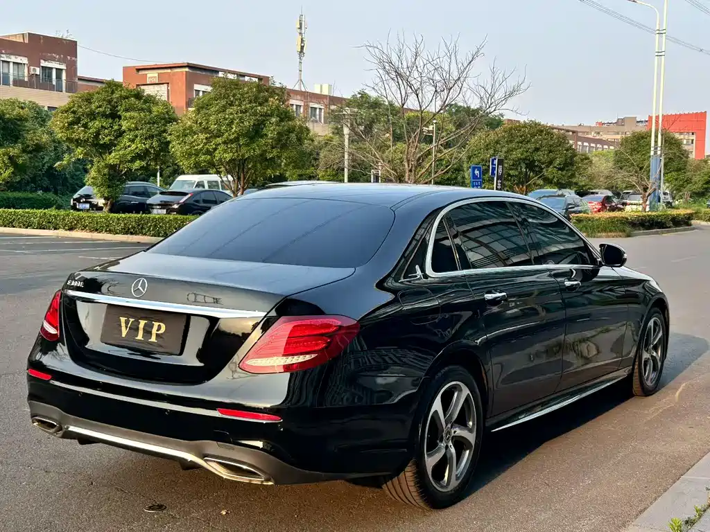 Mercedes-Benz E-Class E 2017 E 300 L Sport Fashion