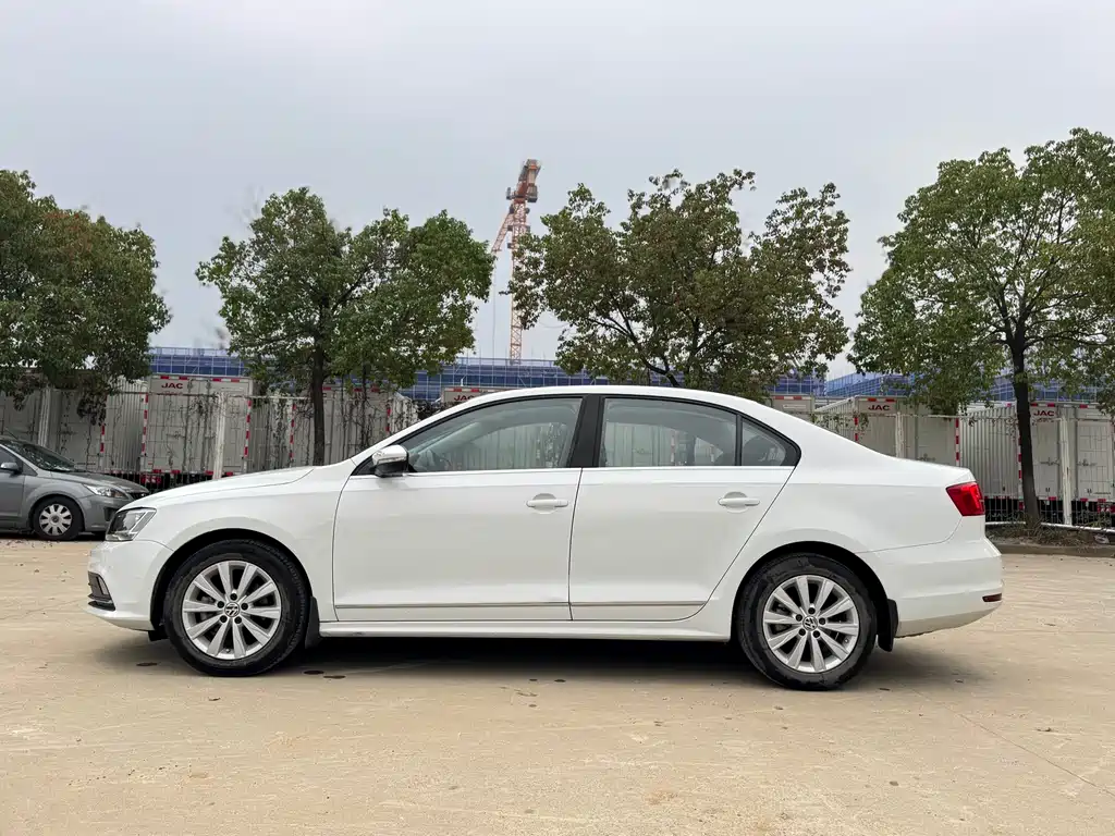 Volkswagen Sagitar — миниатюра 5