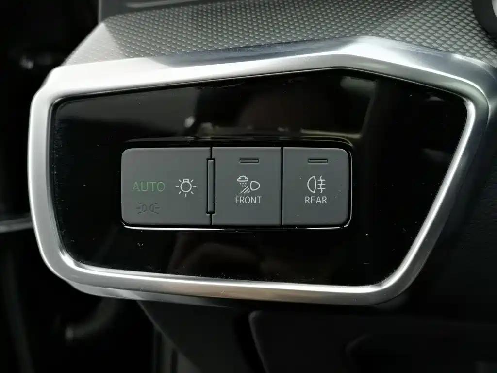Audi A6L — миниатюра 21
