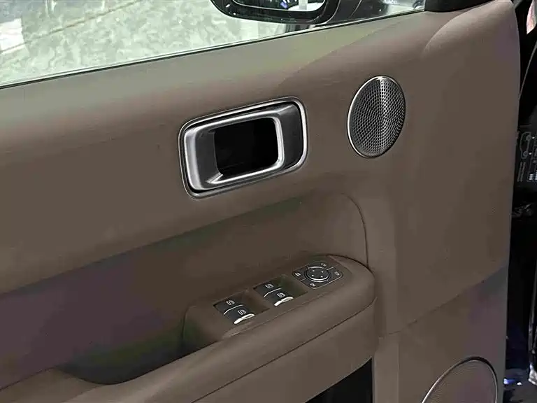 Li Auto Li L6 — миниатюра 8