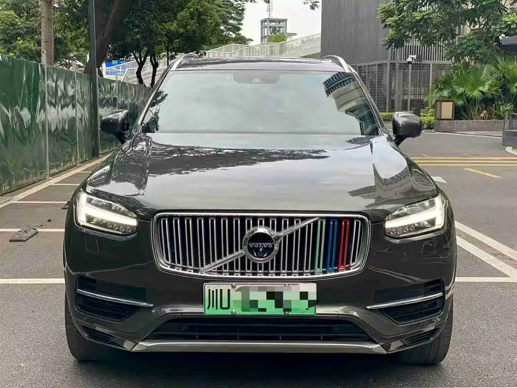 VOLVO XC90 PLUG IN HYBRID