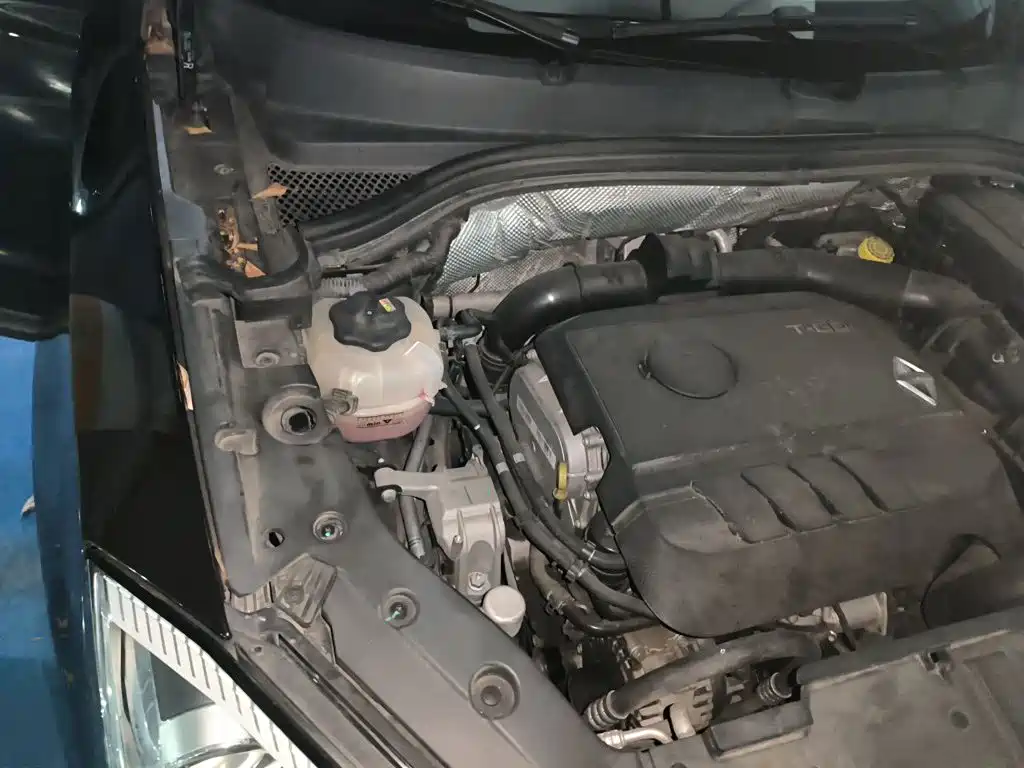 Borgward BX7 — миниатюра 20
