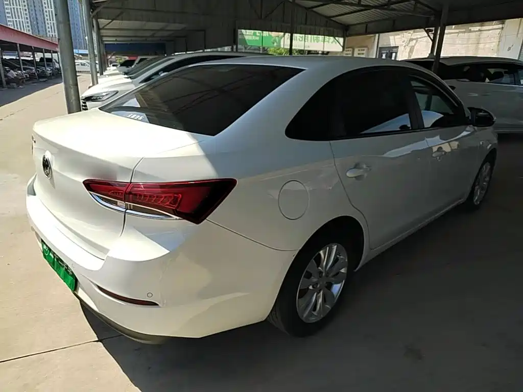 Buick Excelle — миниатюра 7