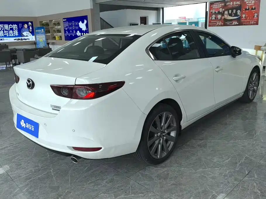 Mazda 3 Axela — миниатюра 3