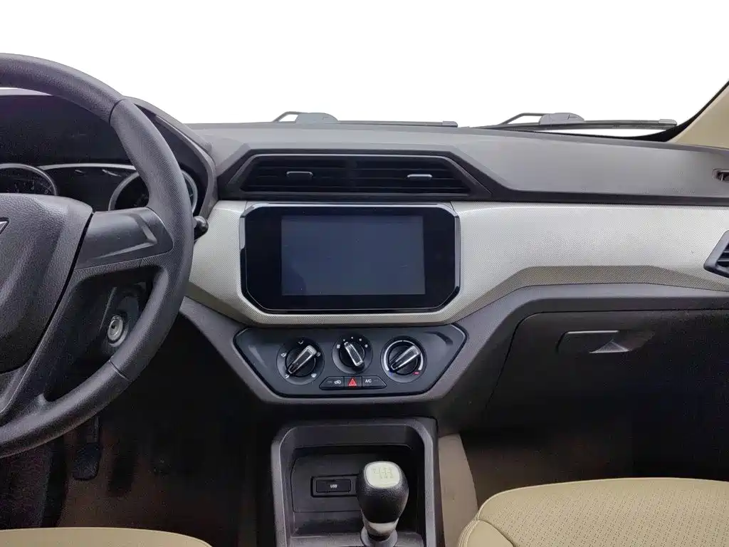 Wuling Hongguang — миниатюра 12