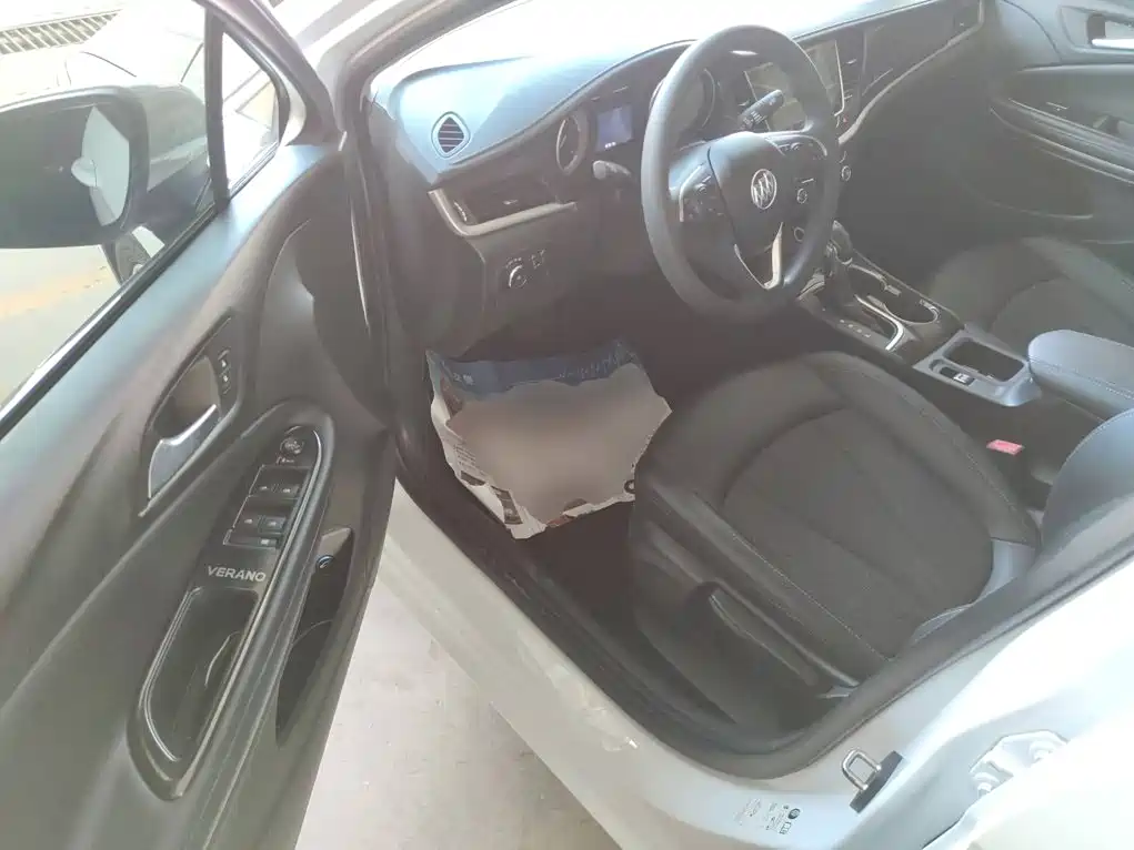 Buick Verano — миниатюра 16