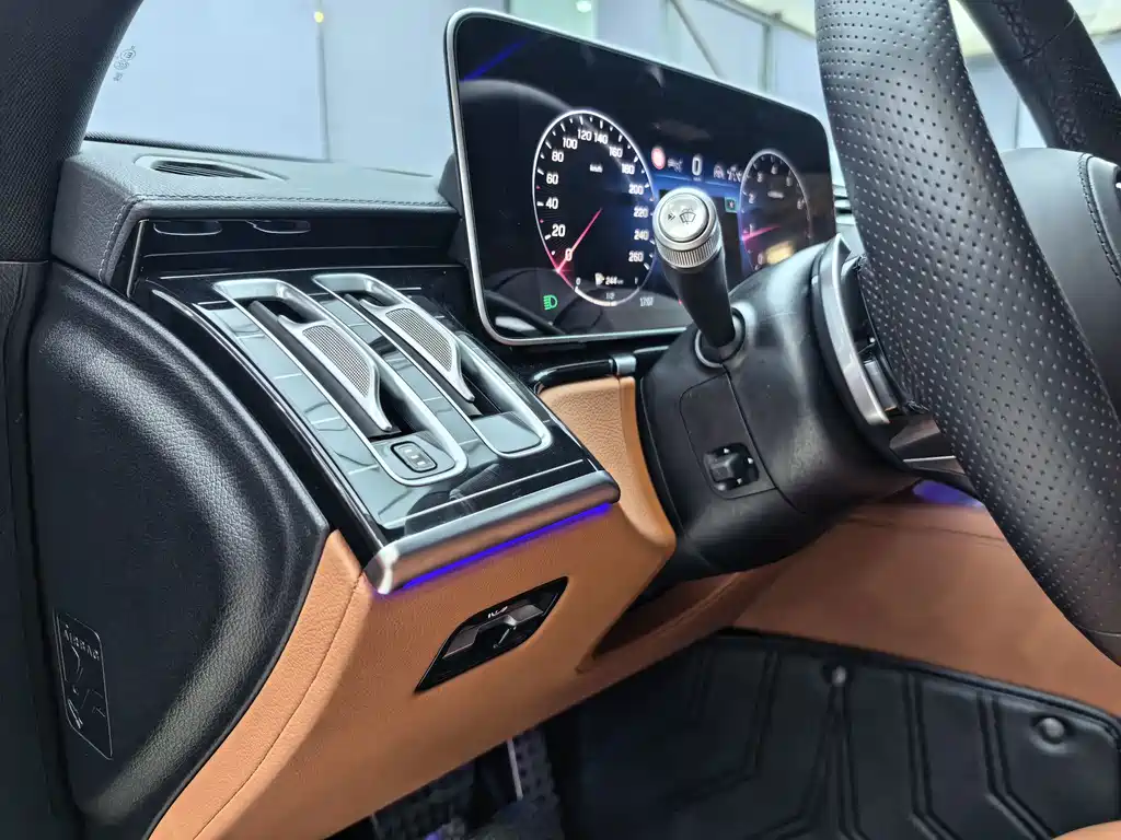 Mercedes-Benz S-Class — миниатюра 7