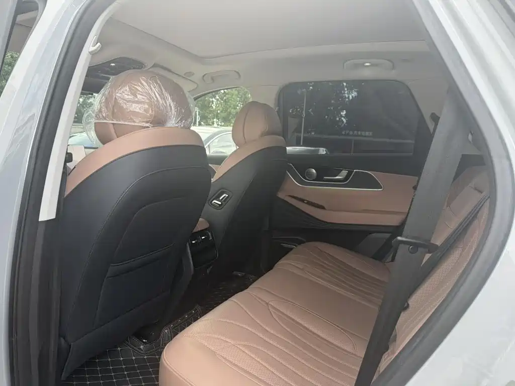 Chery Tiggo 8L — миниатюра 8