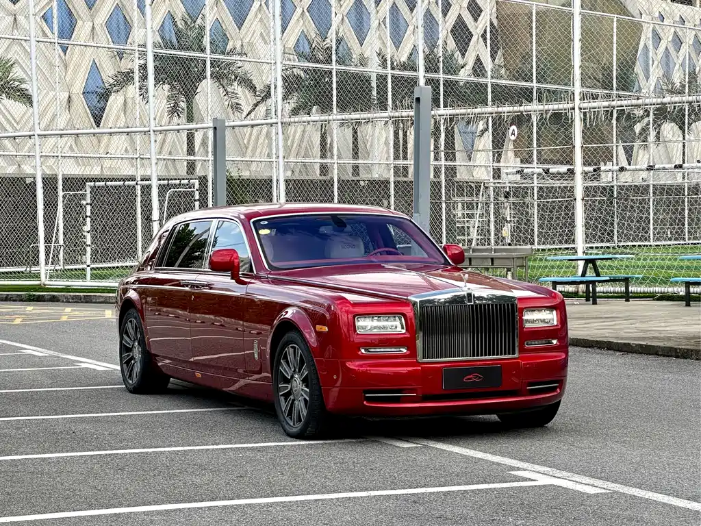 Rolls-Royce Phantom — миниатюра 3