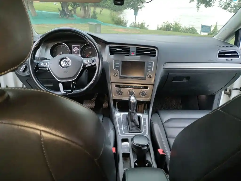 Volkswagen Golf — миниатюра 5