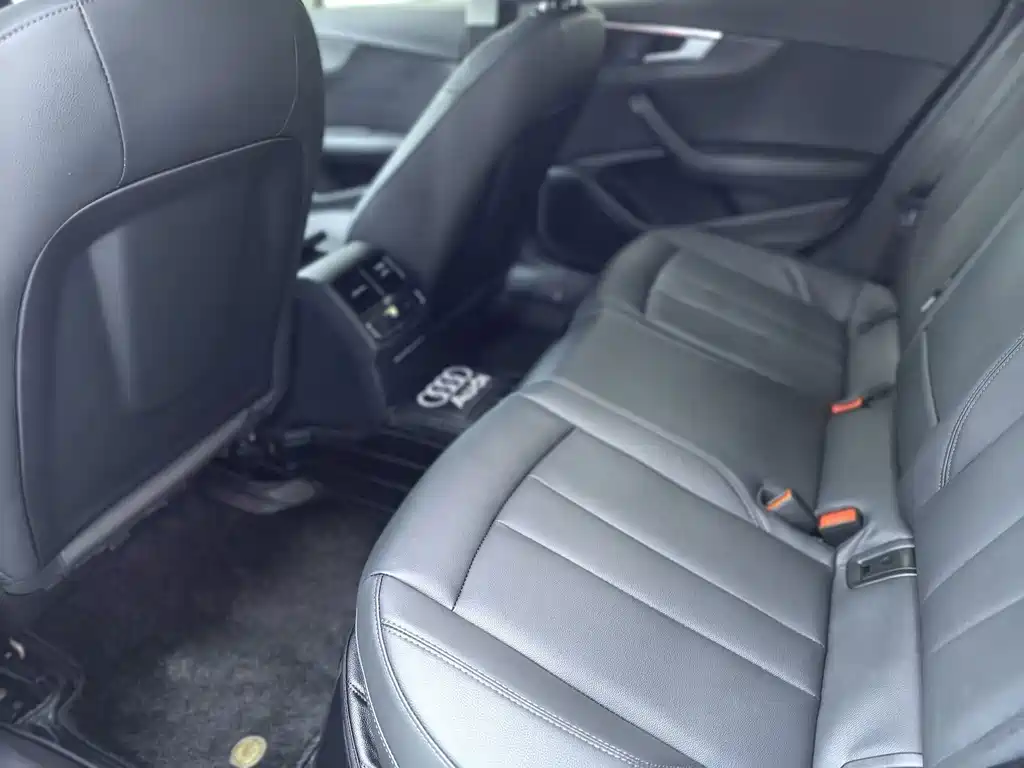 Audi A4L — миниатюра 6