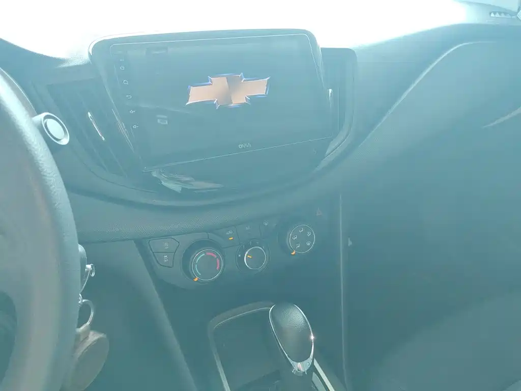Chevrolet Cavalier — миниатюра 13