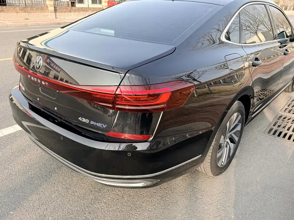 VOLKSWAGEN PASSAT NEW ENERGY