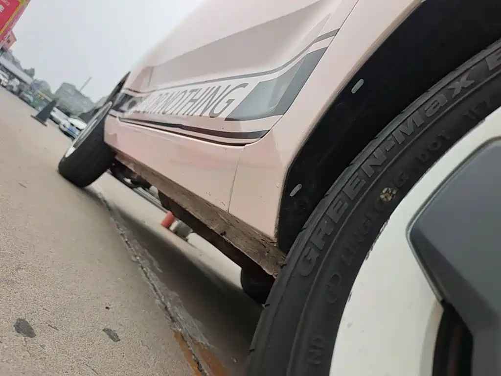 Wuling MINIEV — миниатюра 21