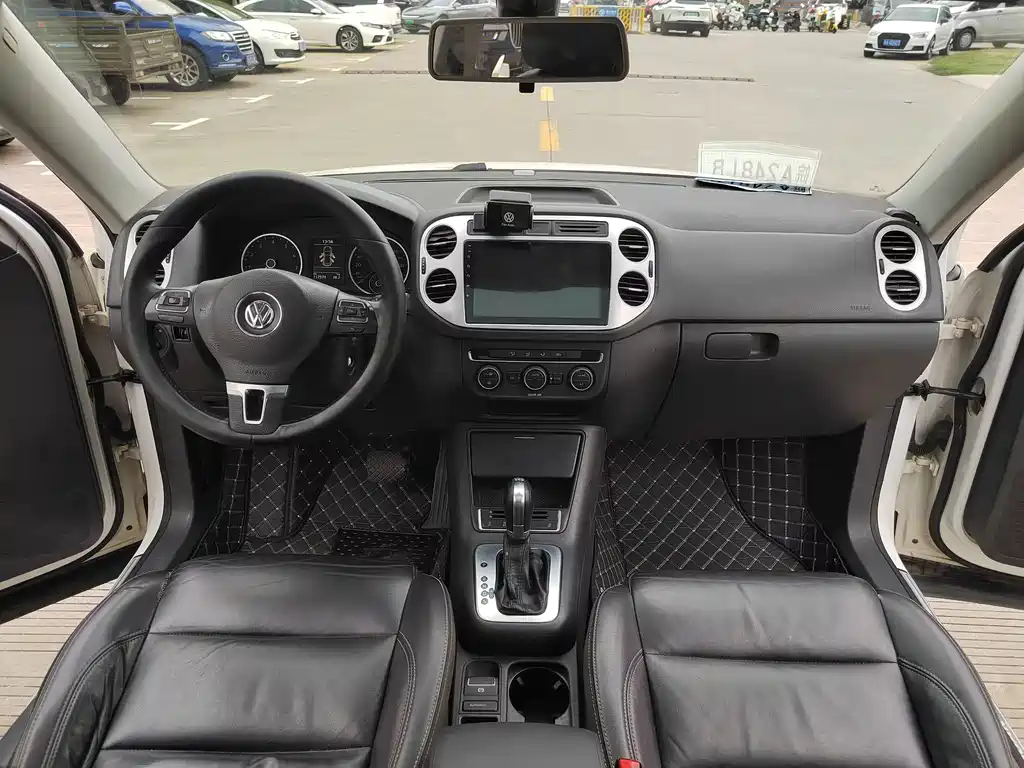 Volkswagen Tiguan — миниатюра 4